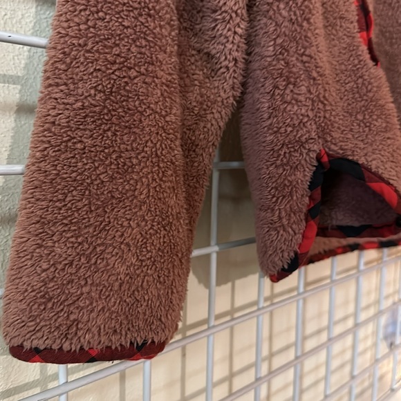 Dusty Rose Sherpa Pullover with Black & Red Plaid Trim - Picture 4 of 5